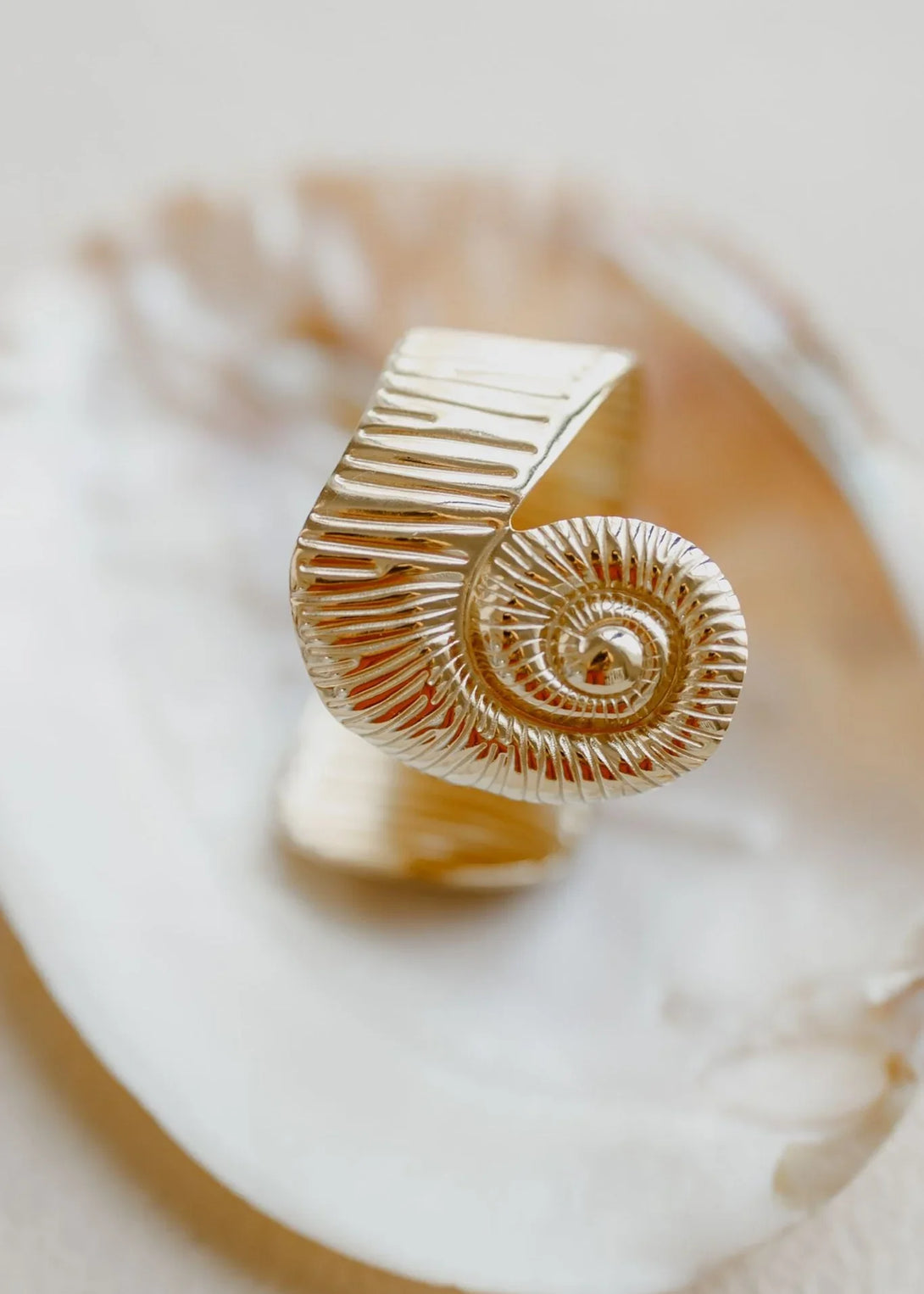 MANCHETTE COQUILLAGE - NC – Bijoux artisanales fait avec âme pour sublimer votre style